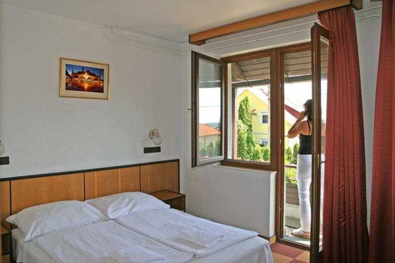 Dominika Apartman Hotel Budapest Eksteriør billede